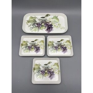 VTG Design Imports‎ Melamine Trays By Judy Lambert-Grapes on the Vine Set Of 4